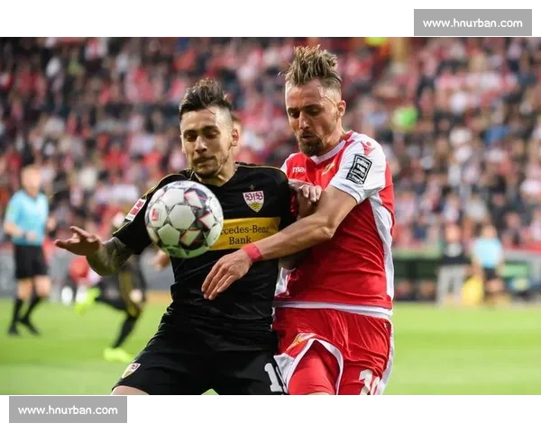 足球比赛数据深度解析：从进攻防守到球员表现的全面拆解与分析